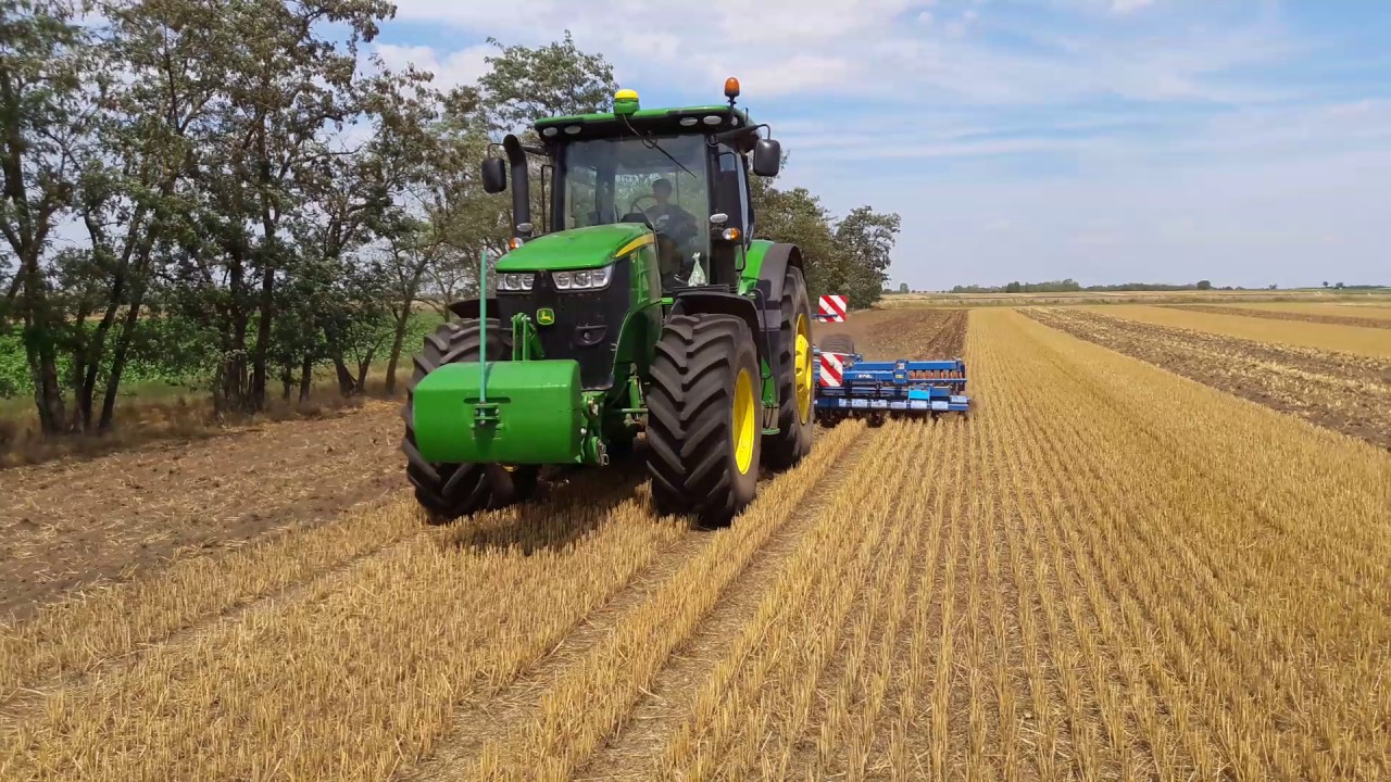 John Deere 7270R mit Rabe Field Bird KA 6000