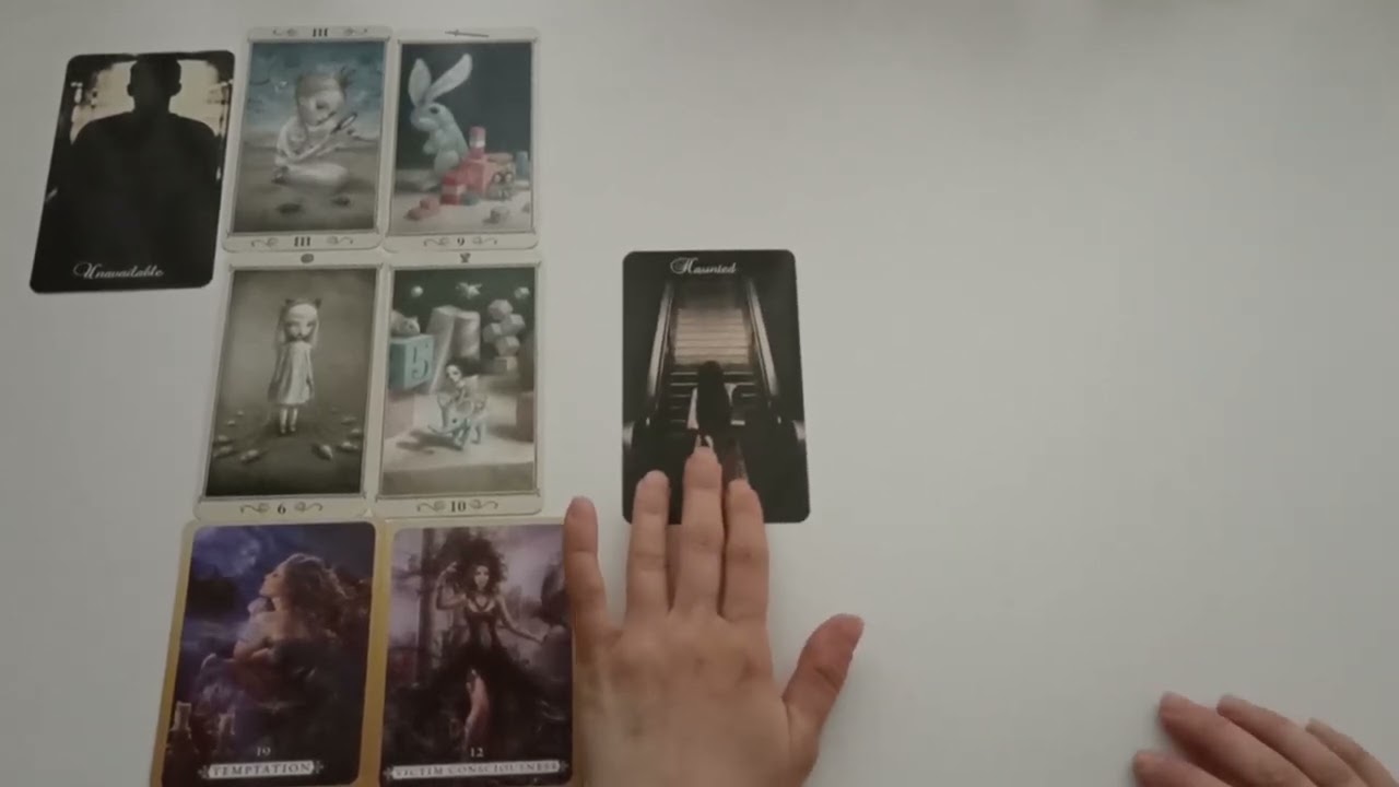 Sessizliğin Onu Nasıl Etkiliyor? Sessizliği Bozacak mı? Tarot