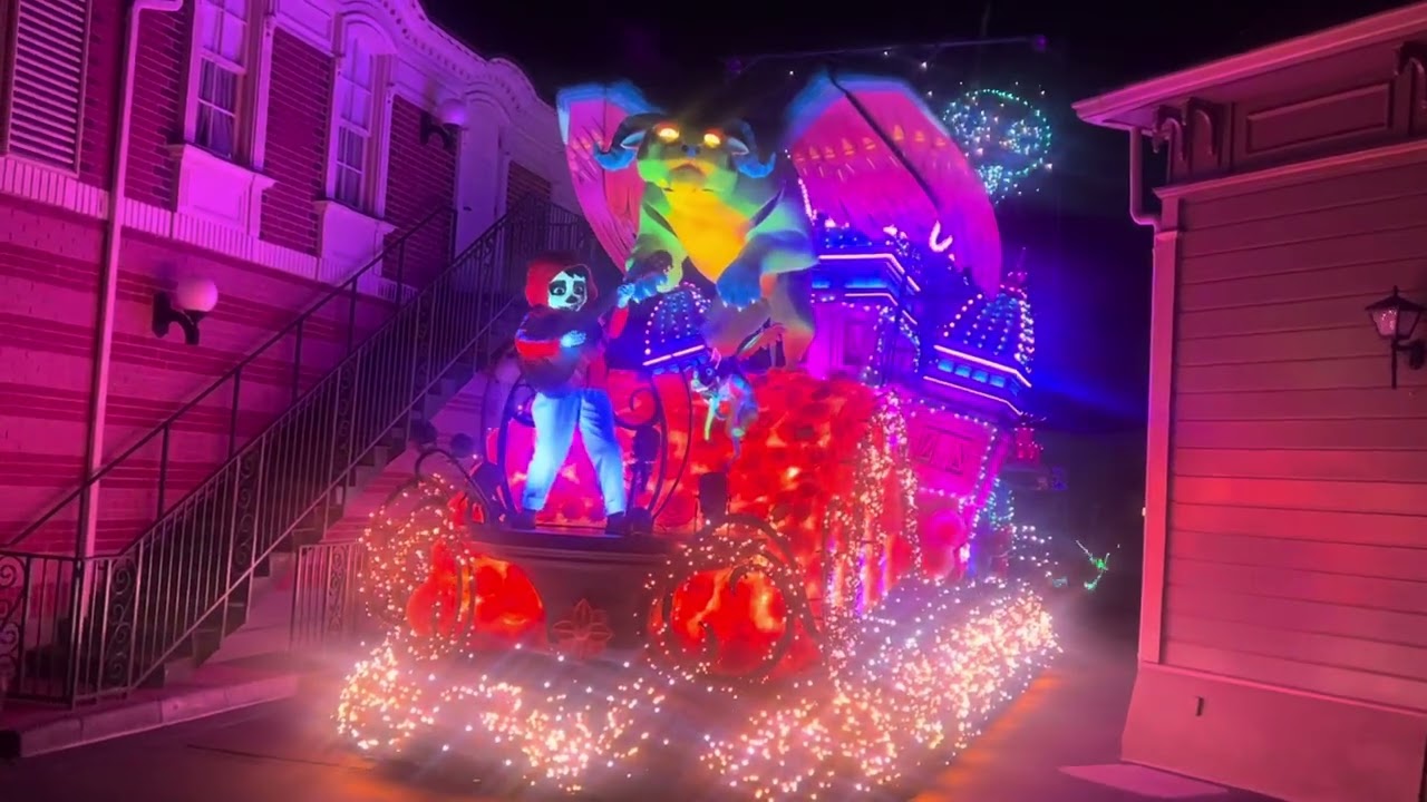 Second time seeing Disney starlight dream the night away 