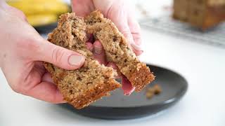 Moist Banana Bread with Crunchy Streusel Topping