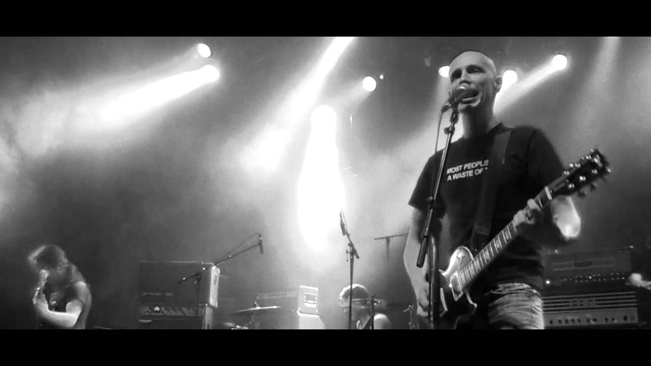 FLYING DONUTS : video report (2014)