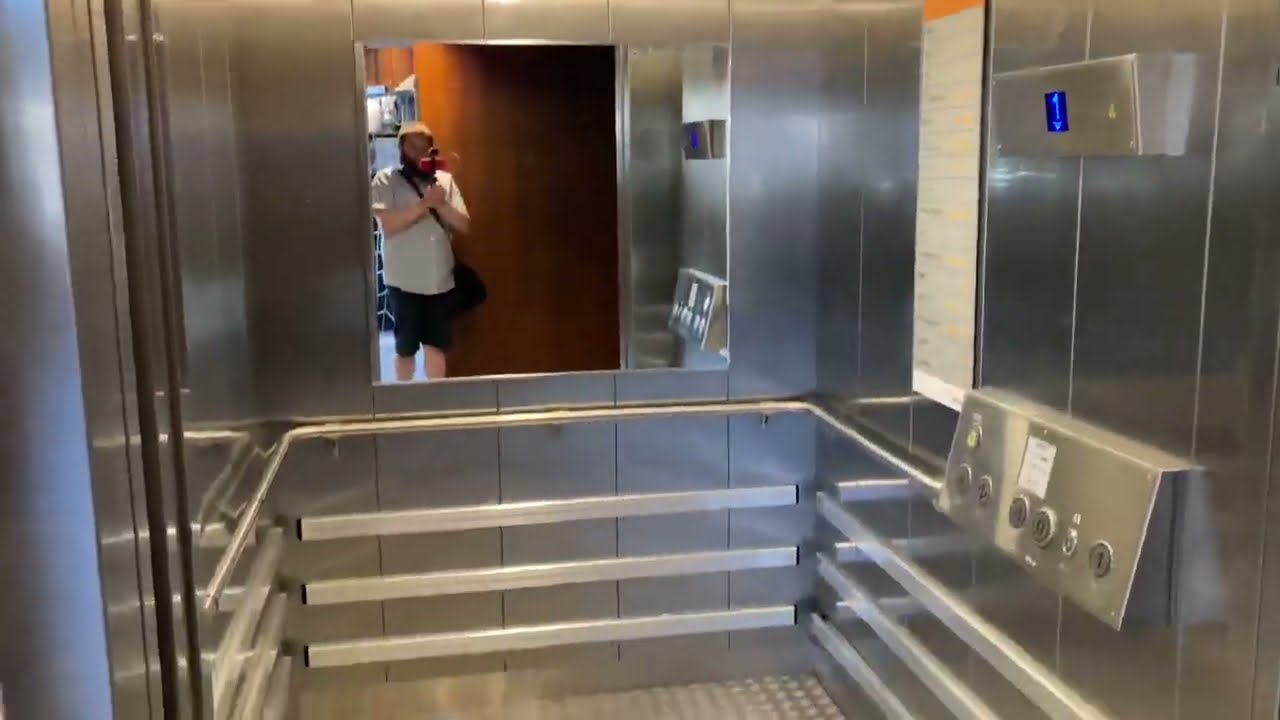 2015 I.T.K. AB MRL Traction Elevators @ Stockholm Centralstation, Stockholm, Sweden.