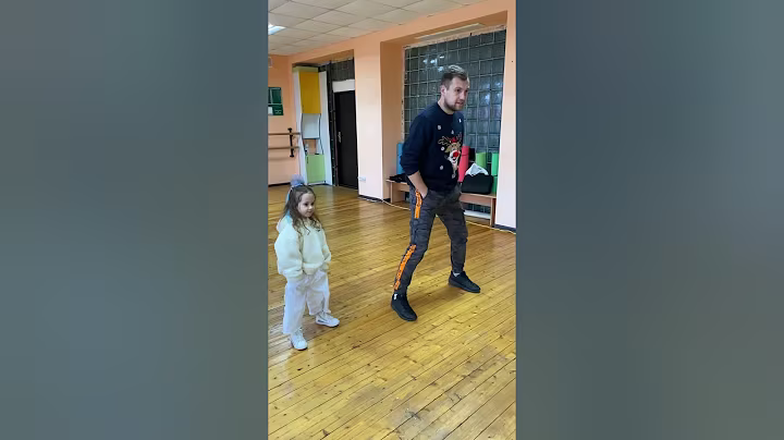 Малышка 4 годика выучила танец за 2 минуты🙀#legiondance