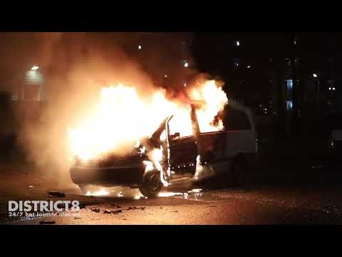 Onbekenden steken geparkeerd busje in brand Beethovenlaan Delft