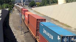 Seattle Trains: Southbound BNSF Intermodal-Autorack Unit, GE DASH 9-44CW Quiet Zone - No Horn