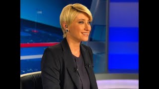 Σία Κοσιώνη Συγκίνηση Για Την Παρουσιάστρια Απέκτησε Όνομα Στην Ελληνική Νοηματική Γλώσσα