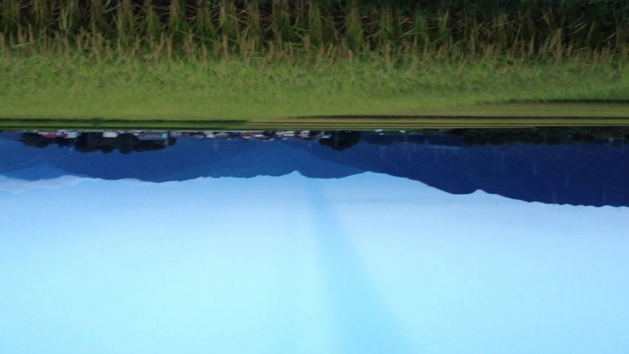 空に現れた不思議な線 Youtube