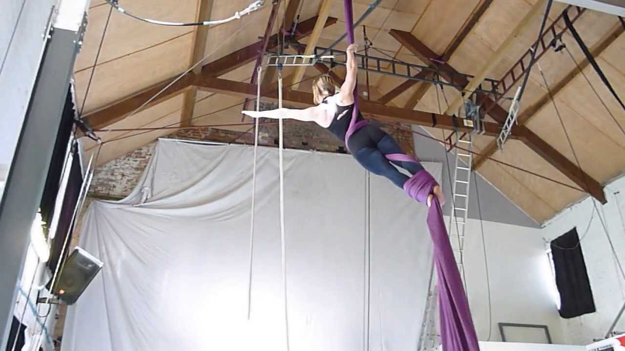 Double corkscrew drop