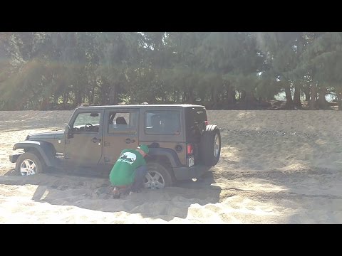 Video: Polihale State Park: Kempování Na Daleký Západ, Jak Můžete Jít Na Havaji - Matador Network