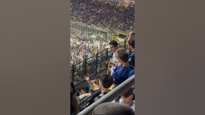 Tifosi dell’Inter lasciano delusi San Siro #inter #sansiro #psginter #championsleague #finale