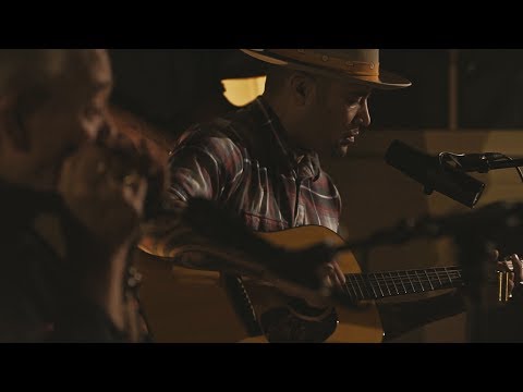 Ben Harper & Charlie Musselwhite - "No Mercy In This Land" (Live at Machine Shop)