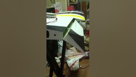 Hitec Servo clicking and chattering