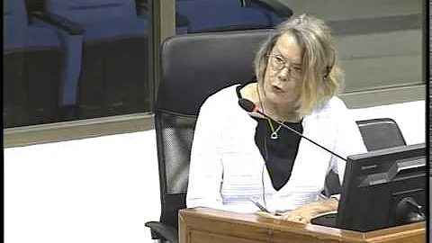 Nuon Chea questions Elizabeth Becker  on 11 Feb 20...