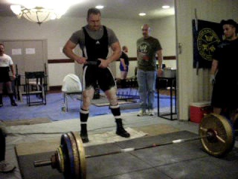 Dane Harris NASA 623 deadlift