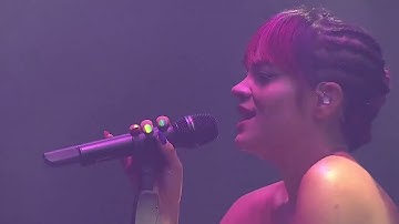 Lily Allen - Somewhere Only We Know (Live At Orange Warsaw Festival 2014) (VIDEO)