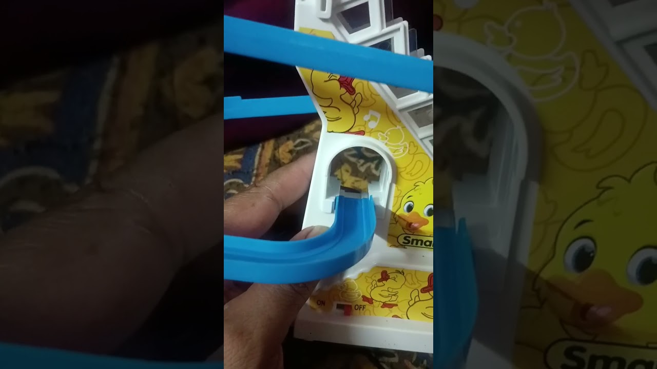 Small Duck Stair Climbing Toys for Kids, Escalator Toy with Lights and Music, installation