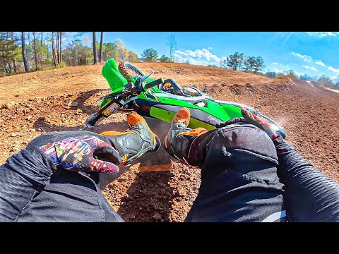 DIDN'T EXPECT FIRST CRASH TO BE LIKE THIS ON KX250F...