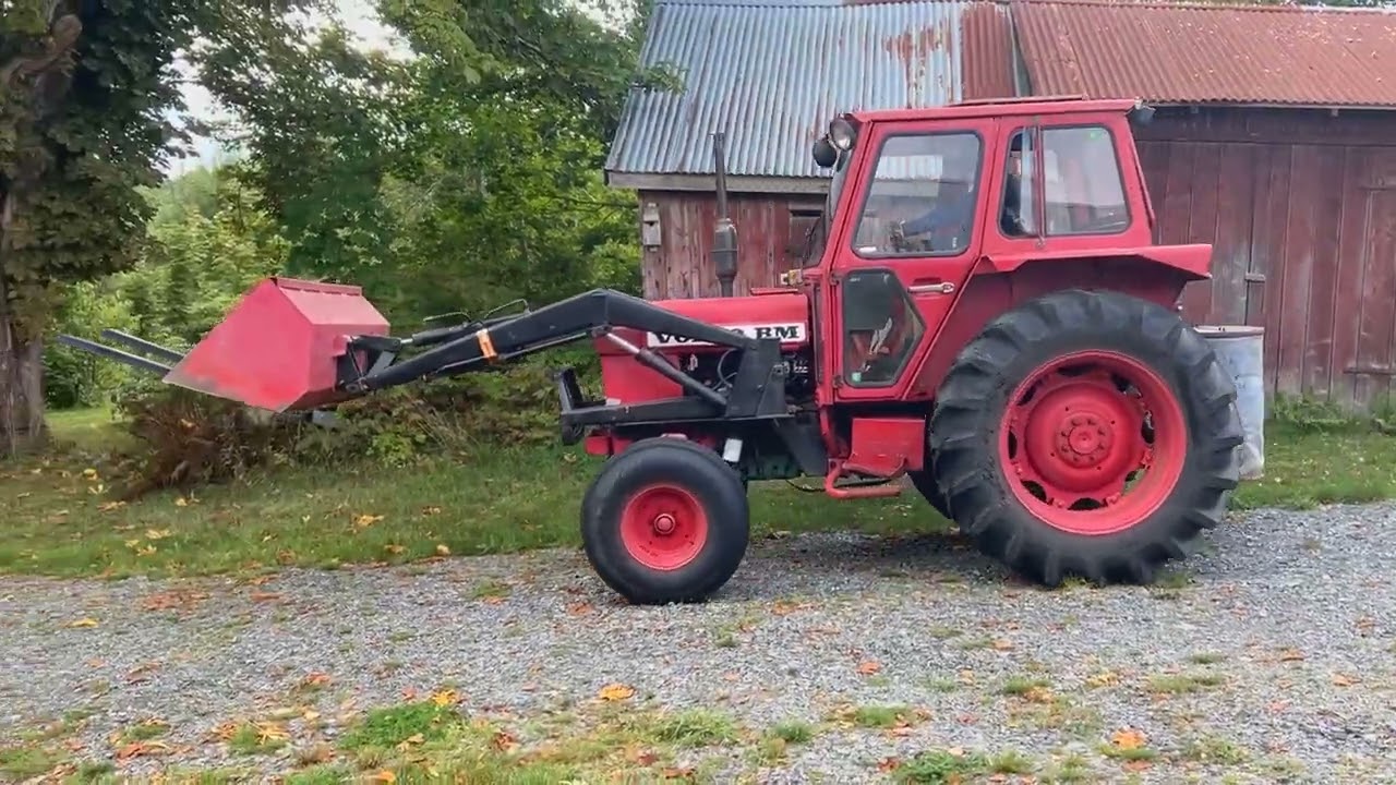 Traktor med lastare VOLVO-BM T 500