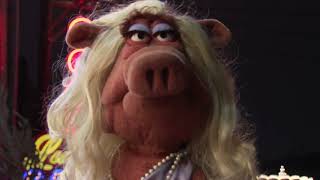 The Muppets Hidden Easter Egg - Miss Poogy - The Oinkerview (2011)
