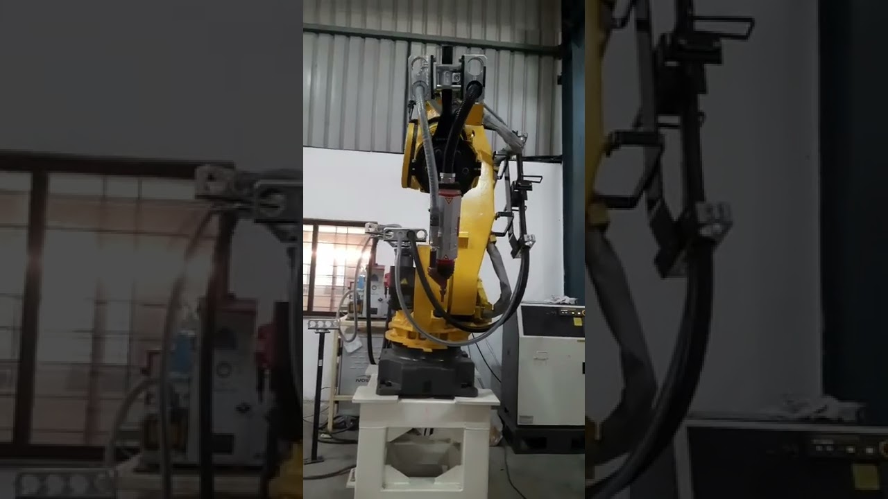 Robotic Cell No 03 - Robotic Stud Welding