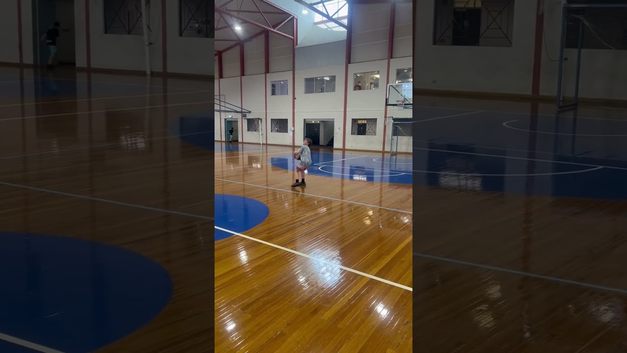 Just your casual 3qtr shot.