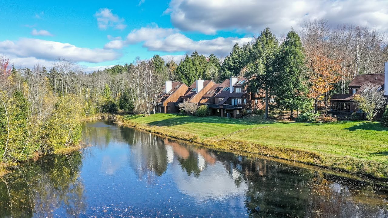 Stonybrook Condo - 85 Duck Road, Unit #69 | Stowe, Vermont
