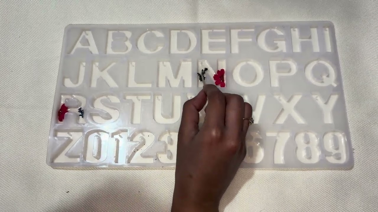 Resin Keychain Tutorial for beginners | Full Process ✨