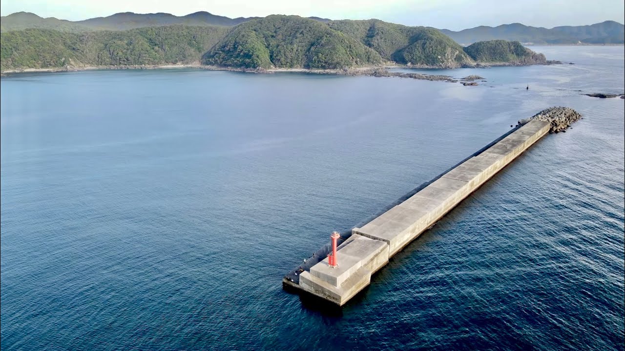 上陸が許可された沖堤防で24時間釣りキャンプ