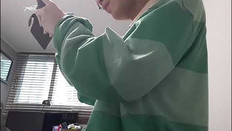 How to draw a roof (Part 2) New Steve shirt version