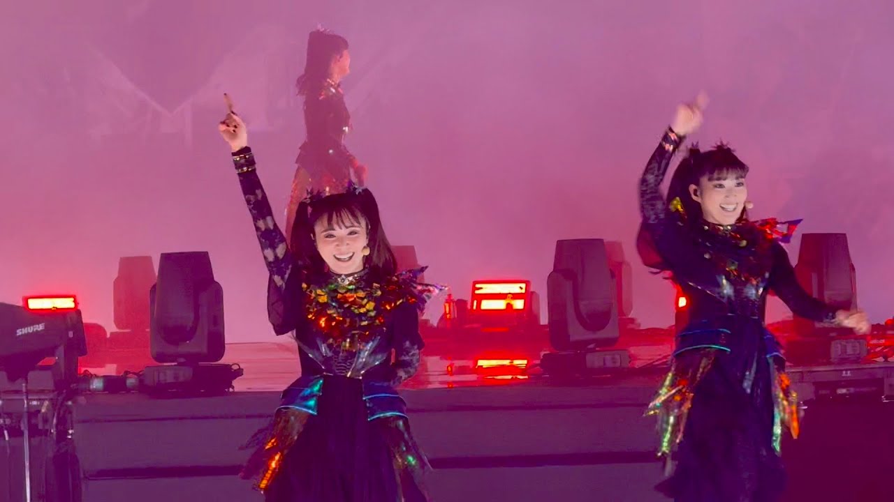 BABYMETAL - Distortion (Live from the Intuit Dome)