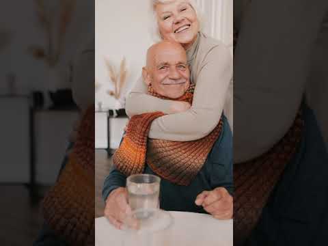 الحب مالو سن الحب عشرة ومودة