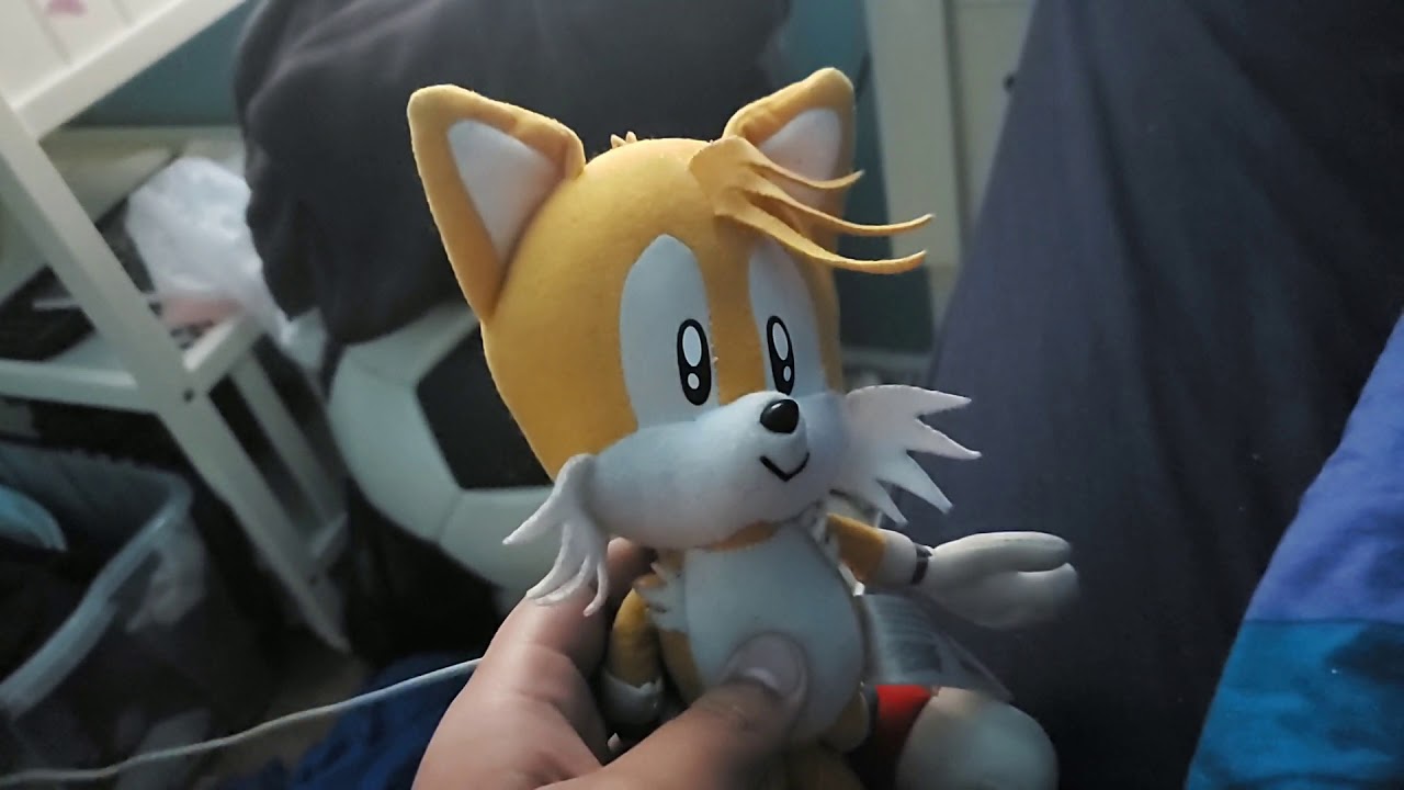 Tails scream - YouTube