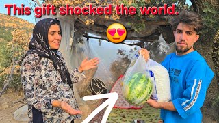 A wonderful young man stole Zahra's heart with his incredible gift.