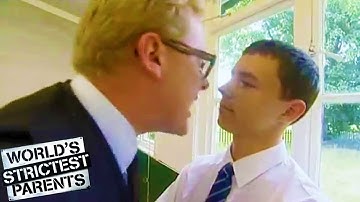 Leraar verliest zijn kalmte wanneer tiener geen respect toont voor een collega | Dat zal ze leren