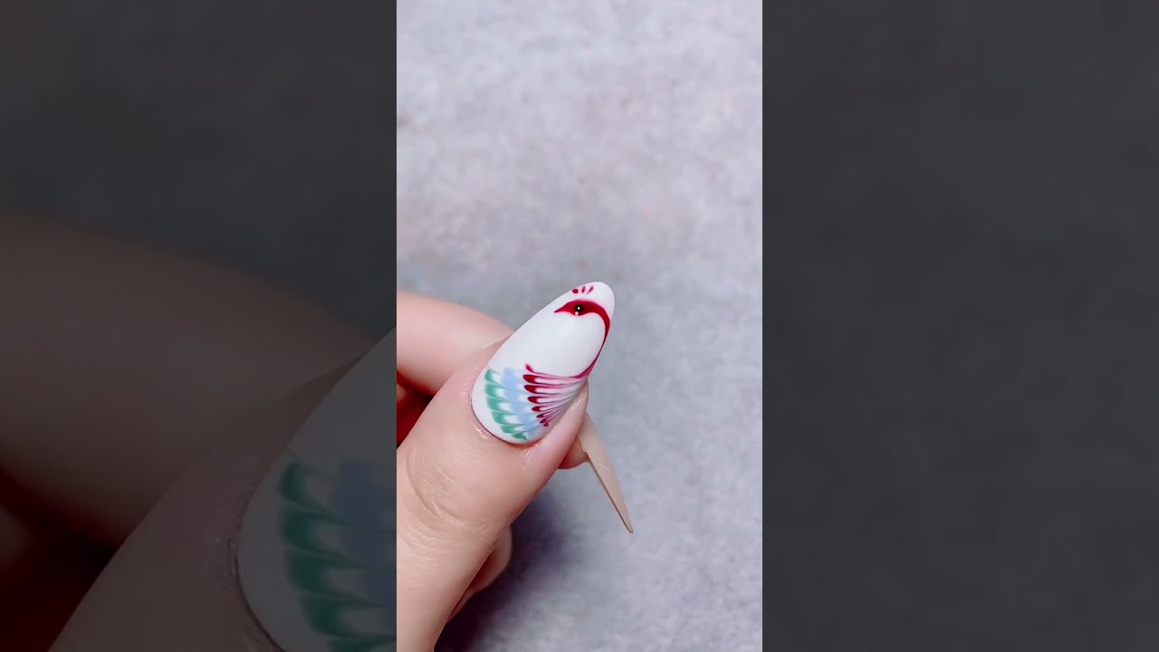 Easy Peacock Nails for You! Do you love peacock?