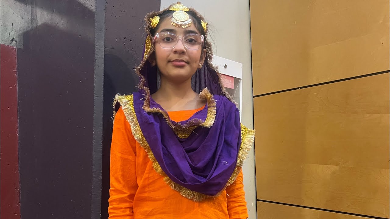 Best Bhangra by girls of royal academy of Punjab 