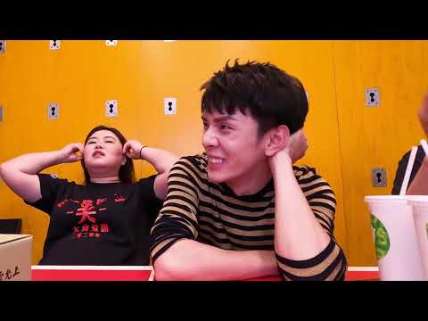 李佳琦Austin种草 9月27号零食节里有什么？游戏黑洞李佳琦来喽！