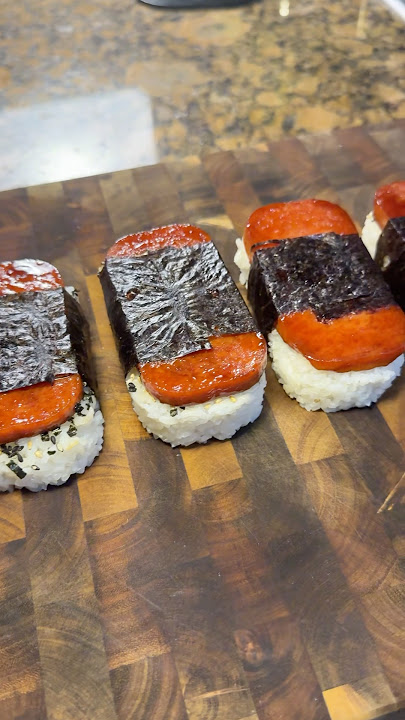 Making these easy spam musubis cause I miss Hawaii :( #spam #musubi #easyrecipes