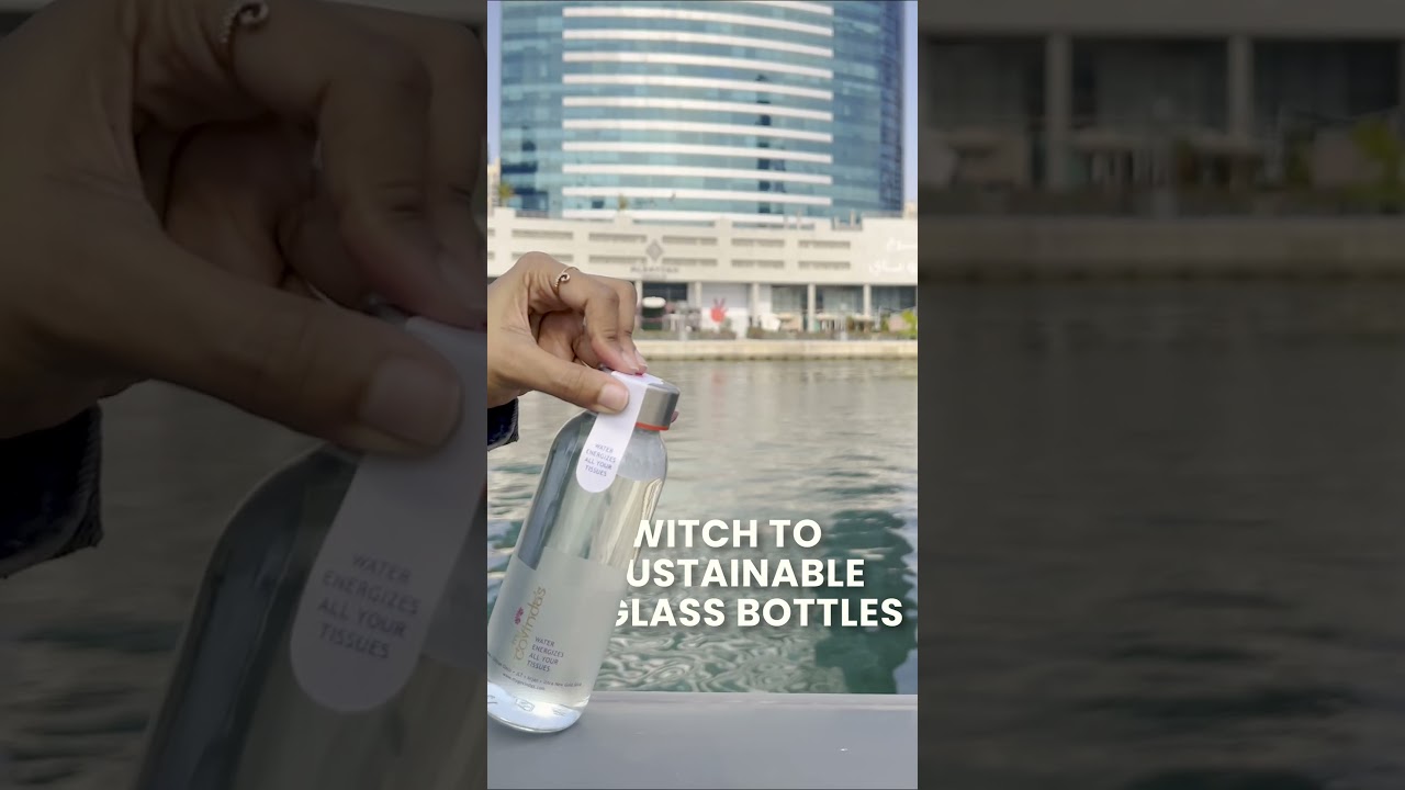 Introducing sustainable glass water bottles that you can reuse and refill, anytime for free! 