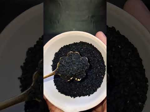 Kalonji Seeds Benefits 😱 | कलौंजी खाने के अद्भुत फायदे 🌿 | Dr. Robin Sharma #shorts