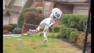 It’s spooky season out here