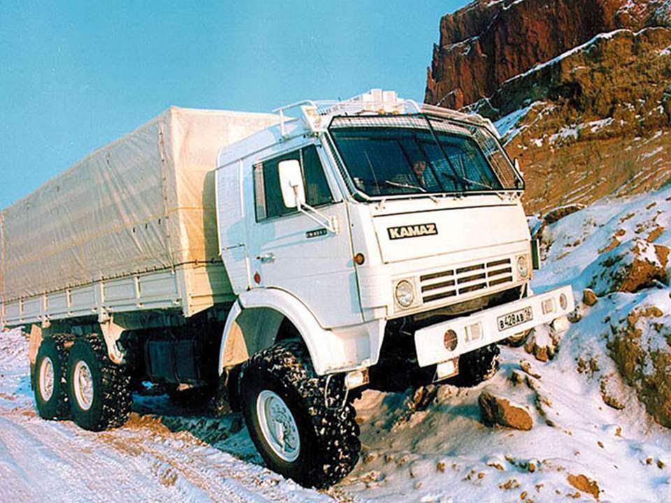 В новом КАМАЗе с кабиной Mercedes-Benz будет больше российских деталей