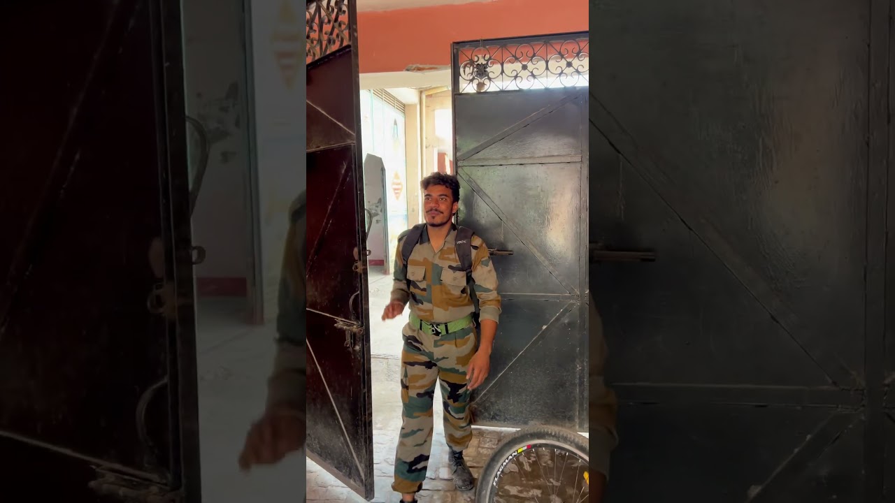 फौजी का भाई 🥺🙏🇮🇳 #trending #indianarmy #youtubeshorts #armylover #shorts #emotional