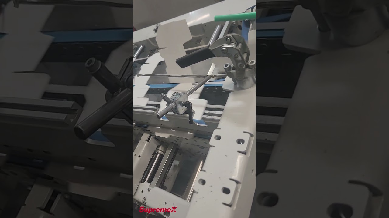 SupremeX -- Creasing and folding packaging // Pliage et rainage d'emballage