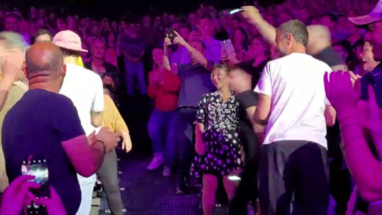 M - Je Dis Aime (Zenith de Pau 21/04/2023)