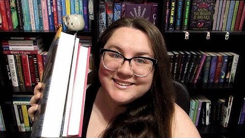 What I Read in April | Wrap Up [CC]