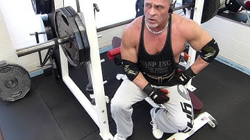 3rd and final set using rest pause technique with bands...