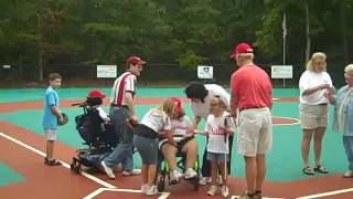 Hope Bus Visits Miracle League 9 101009