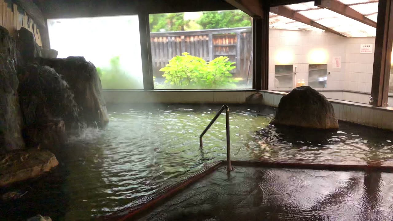 天然 温泉 八 百 坊