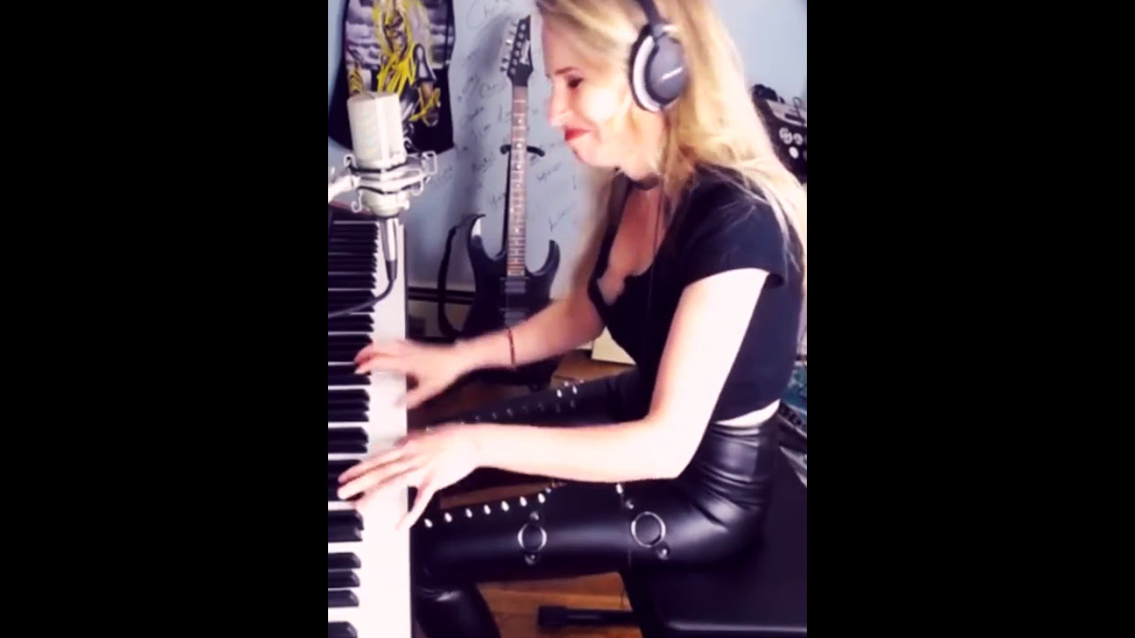 Iron Maiden - Fear of the Dark - Piano Cover